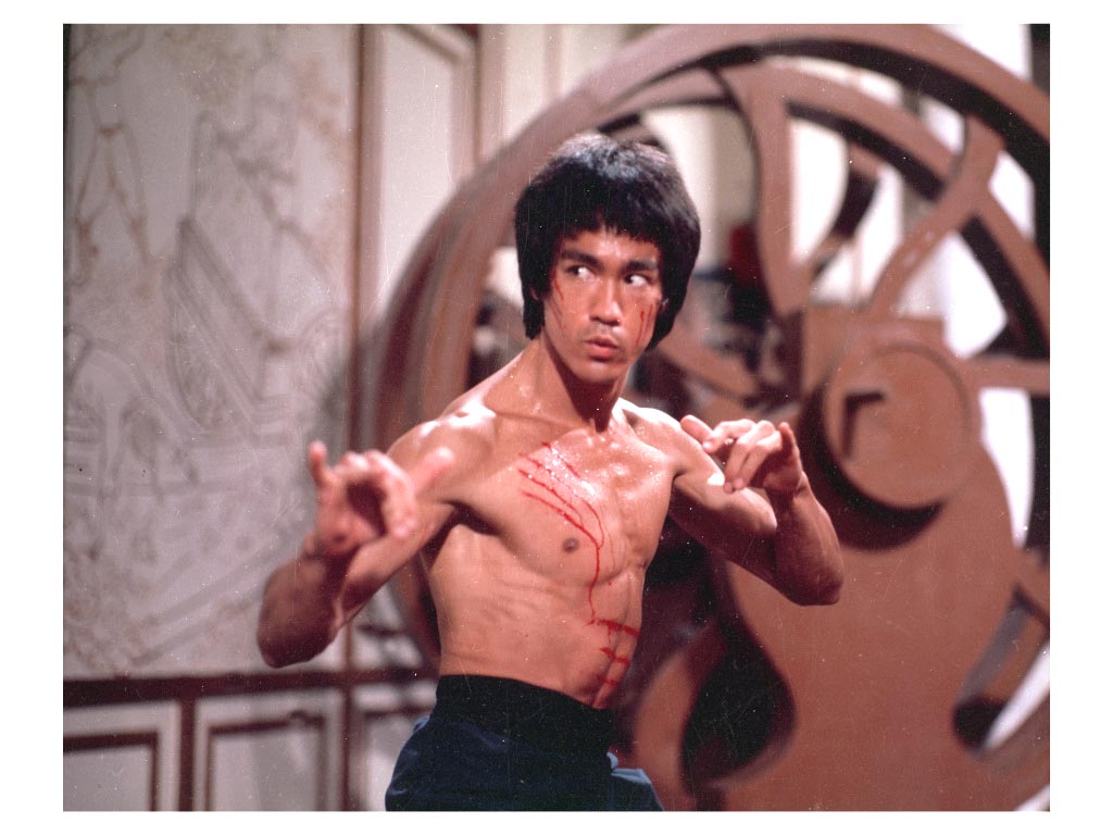 Bruce Lee – One of Us is Goin’ Down!