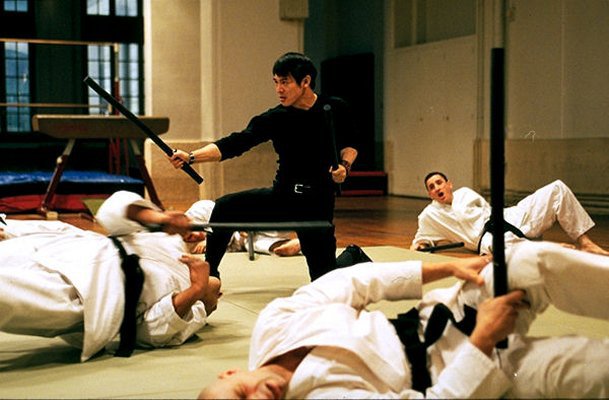 Jet Li vs Black Belts