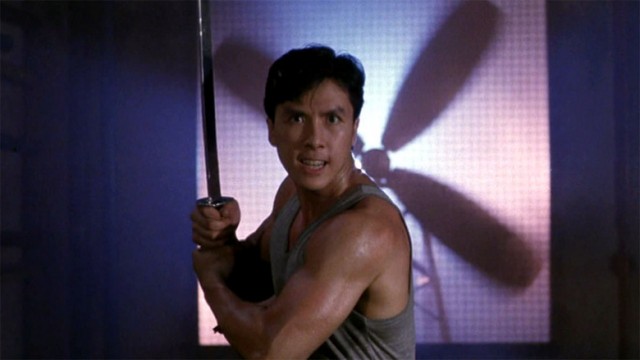 Donnie Yen gets ready to slice his opponent up!